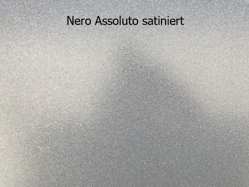 Nero Assoluto satiniert